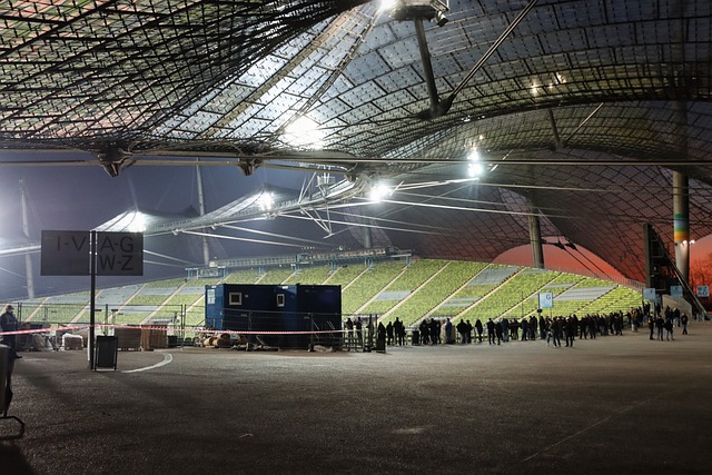 尤其是在篮 尤其是在篮