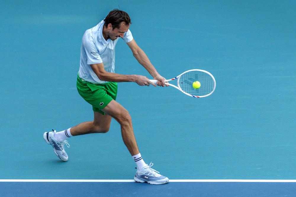 够冷静分析 够冷静分析